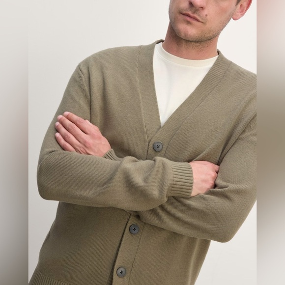 Everlane The Classic Cardigan in Everyday Cotton in Kalamata Size S - Picture 2 of 11
